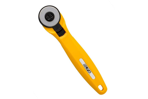 28mmRotary Cutter | Berry Quilt & Co.
