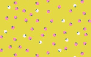 Strawberry by Kimberly Kight - Mini Berry in Citron RS3086 17